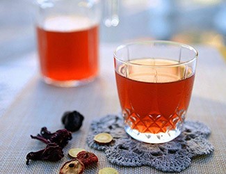 冠心病吃什么好，冠心病的最佳茶飲——三七靈芝山楂飲